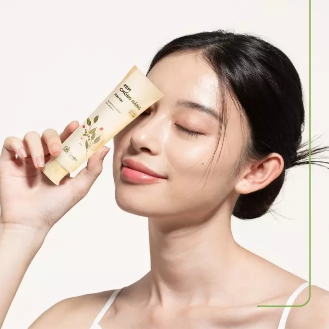 [SET QUÀ TẶNG] Combo Chăm Sóc Da Hai Bước Làm Sạch Và Bảo Vệ Da